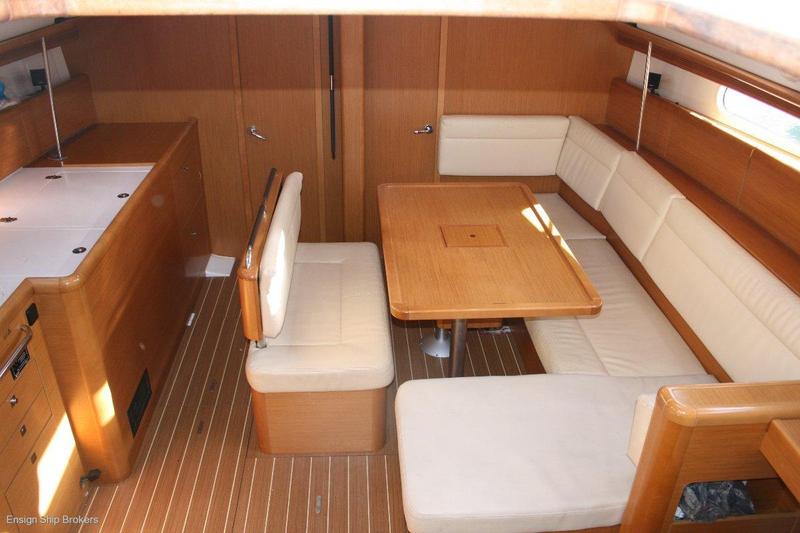 Jeanneau 44i