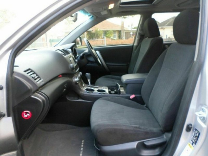 2013 TOYOTA KLUGER ALTITUDE (FWD) 7 SEAT GSU40R MY12