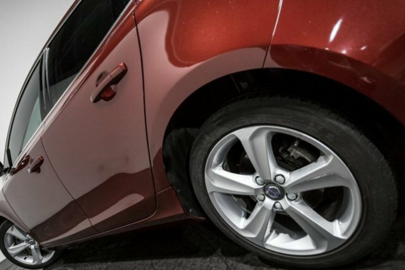 2015 VOLVO V40 T4 LUXURY M MY15