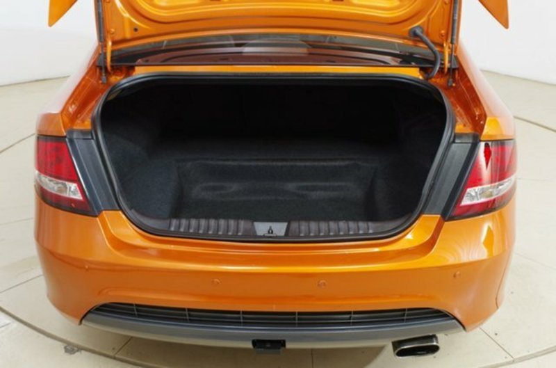 2010 FORD FALCON XR6 50TH ANNIVERSARY FG UPGRADE