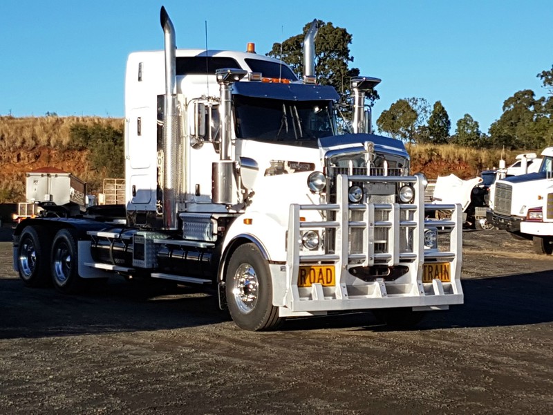 2012 KENWORTH T909 T909 Truck