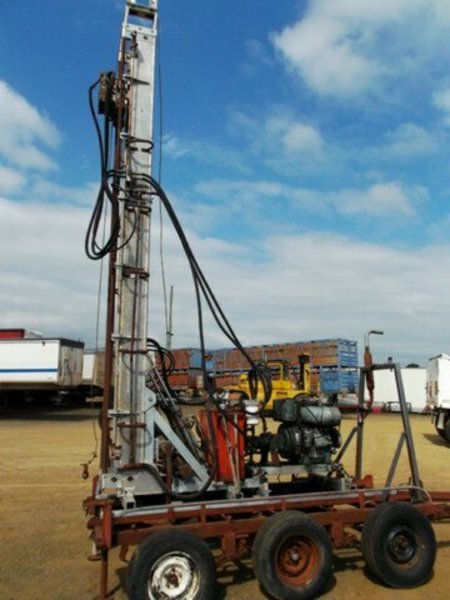 JACRO DRILLING RIG