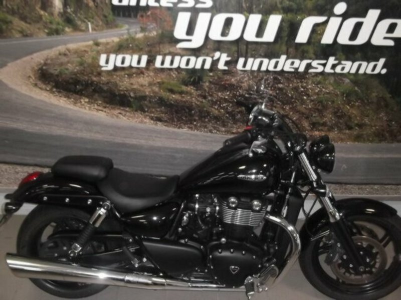 2012 TRIUMPH Thunderbird Storm Other422078