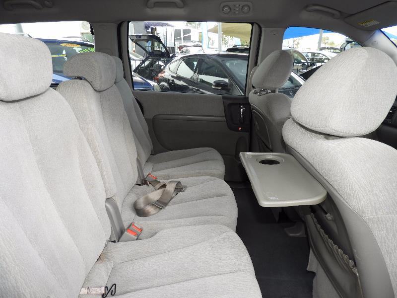 2008 KIA GRAND CARNIVAL