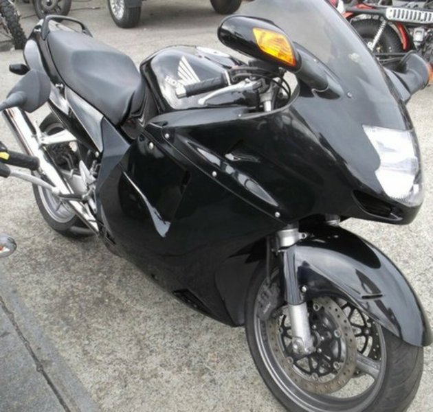2004 HONDA 1100CC CBR1100XX (SUPER BLACKBIRD) 4