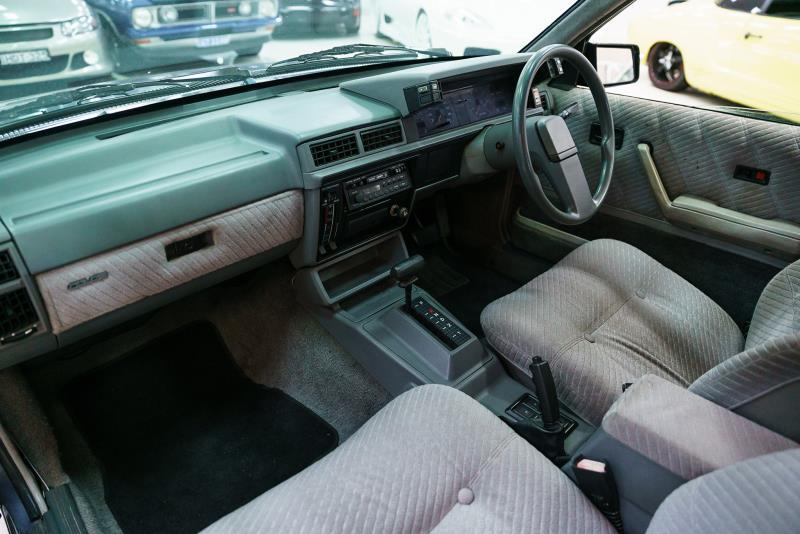 1987 HOLDEN CALAIS VL