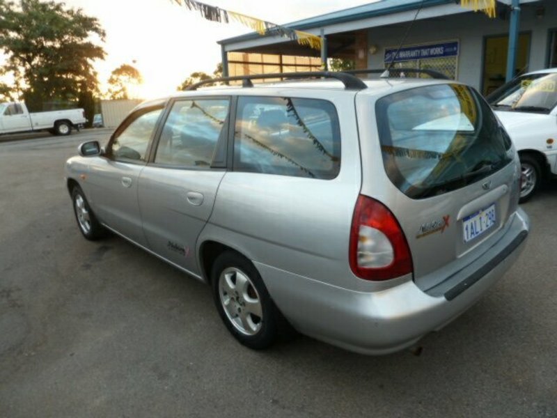 1999 DAEWOO NUBIRA SX
