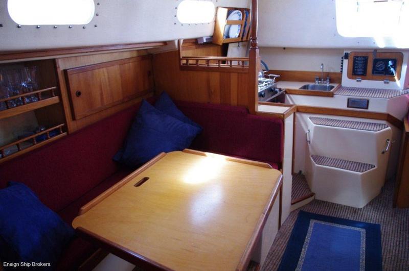 Phantom 33 Sloop