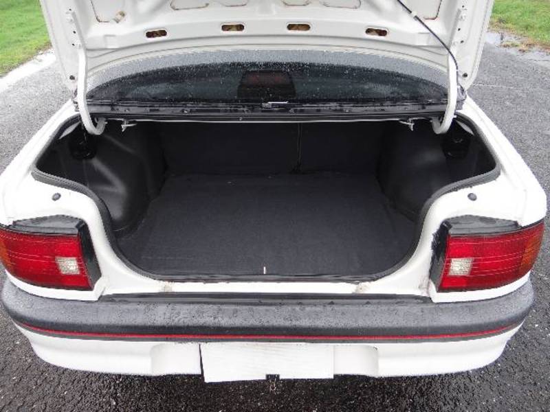 1995 MAZDA 323 PROTEGE