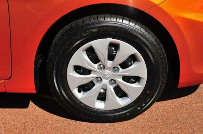 2014 HYUNDAI ACCENT ACTIVE RB2