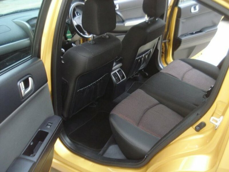 2005 MITSUBISHI 380 VRX