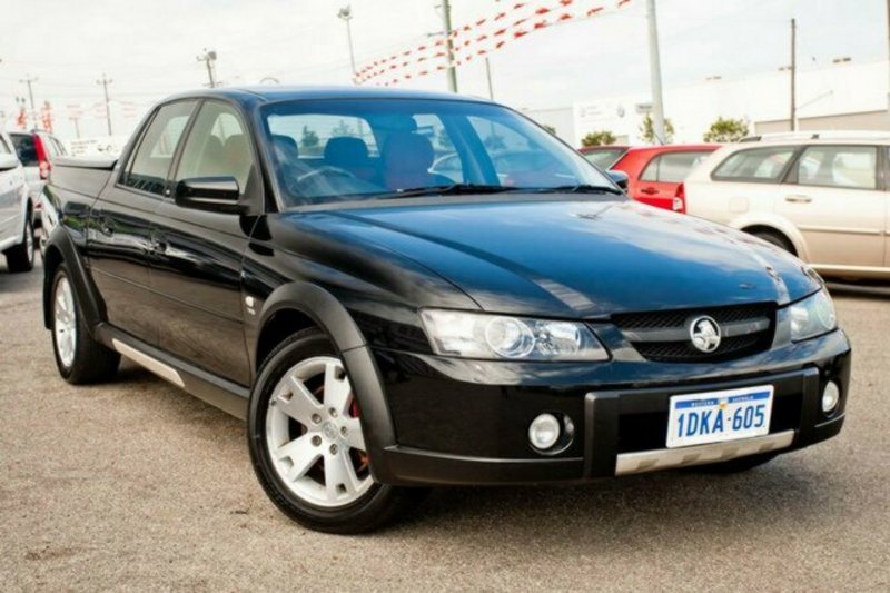 2004 HOLDEN CREWMAN CROSS 8 VY II