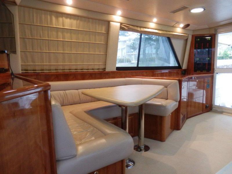 Riviera 48 Platinum