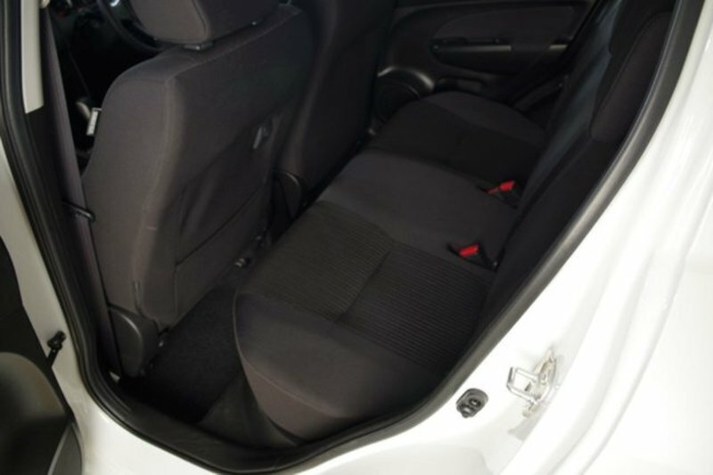 2016 SUZUKI SWIFT GL NAVIGATOR FZ MY14
