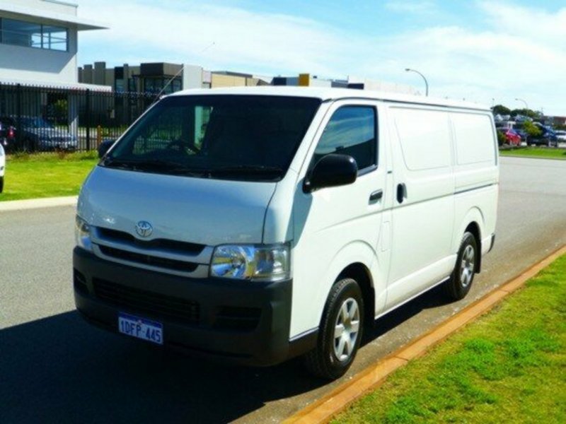 2009 TOYOTA HIACE LWB TRH201R MY10