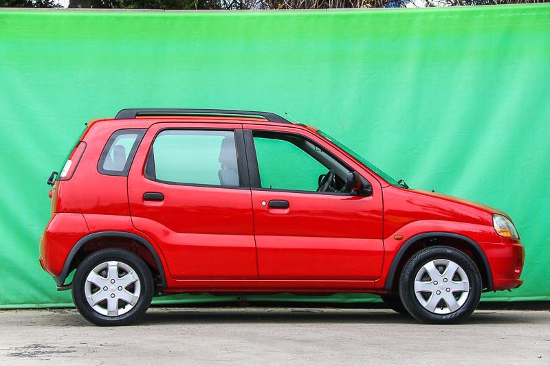 2004 SUZUKI IGNIS