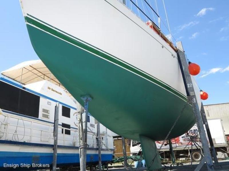 Beneteau 38S5