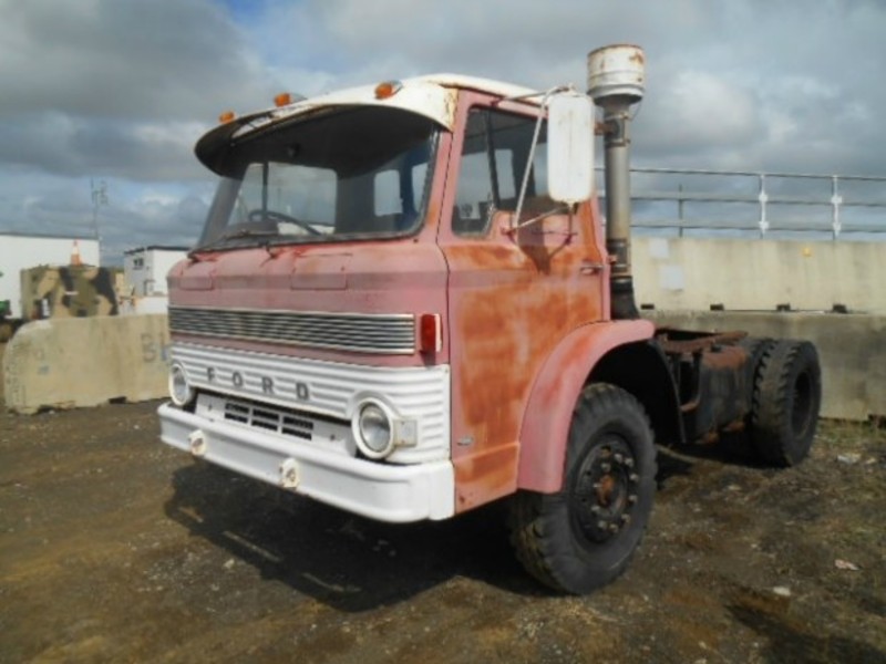 FORD D Series D Series Truck