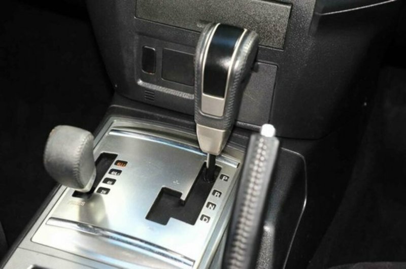 2012 MITSUBISHI PAJERO GLX LWB (4x4) NW MY12