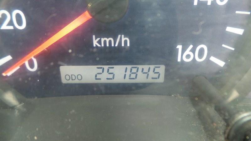 2006 FUSO CANTER