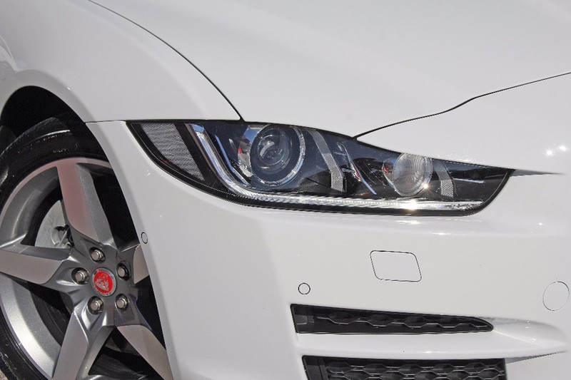 2015 JAGUAR XE 25T PRESTIGE X760