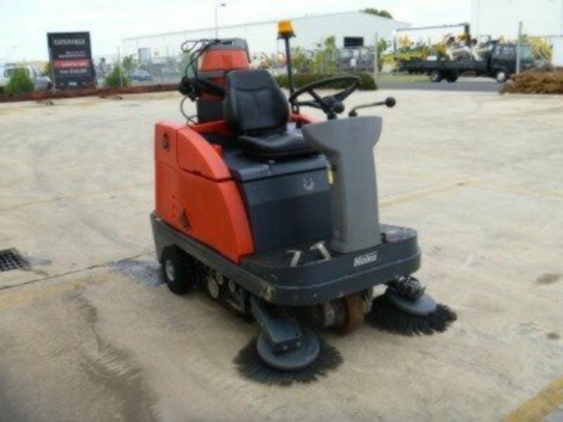 2007 Hako 19799 980 E SWEEPER