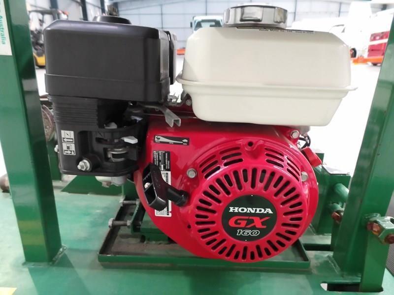 TURF TEC RIDE ON GREENS ROLLER