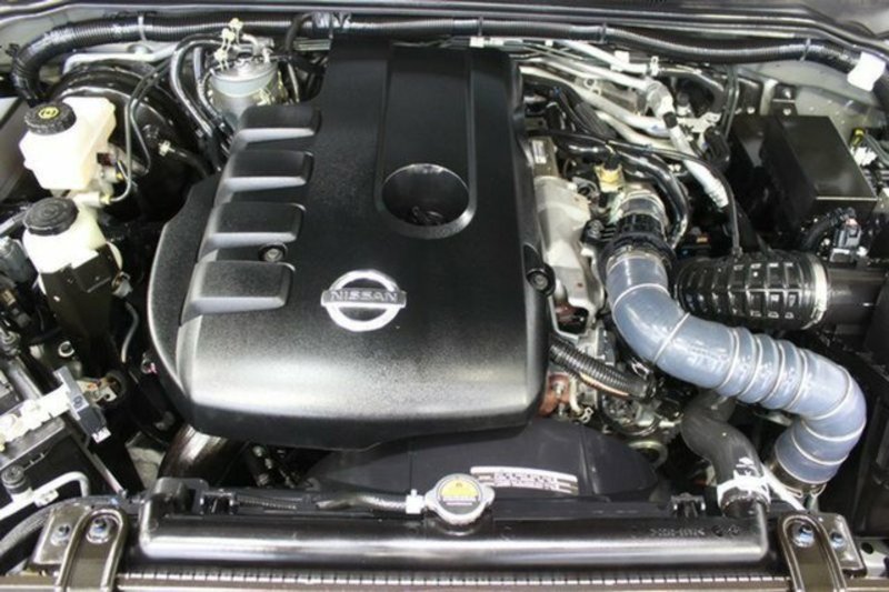 2012 NISSAN PATHFINDER TI (4x4) R51 Series 4