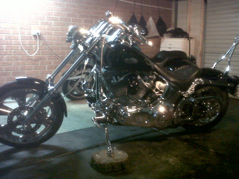 2004 HARLEY-DAVIDSON SOFTAIL FXST