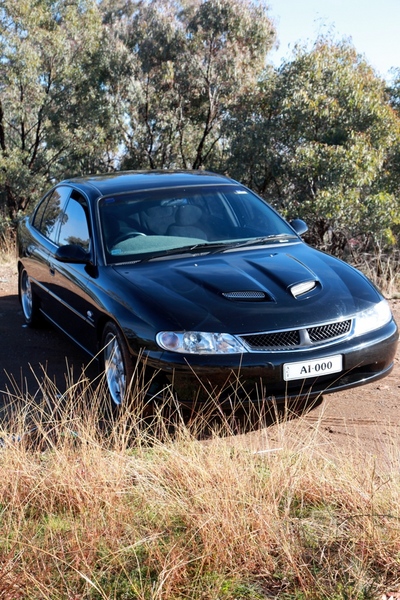 2000 HOLDEN BERLINA VX