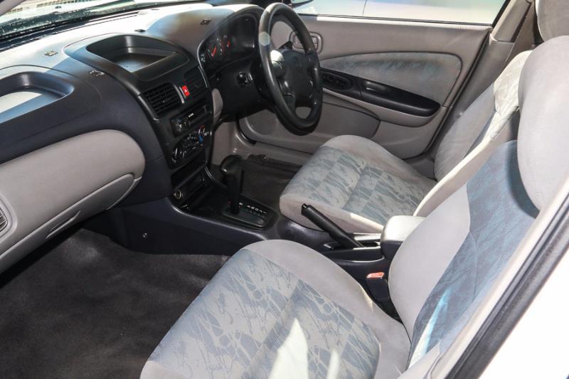 2004 NISSAN PULSAR N16