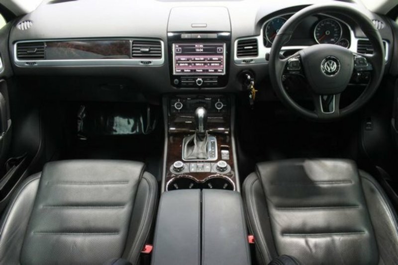 2011 VOLKSWAGEN TOUAREG V6 FSI 7P MY12