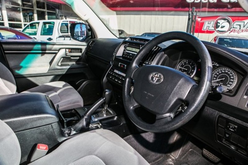 2008 TOYOTA LANDCRUISER GXL UZJ200R