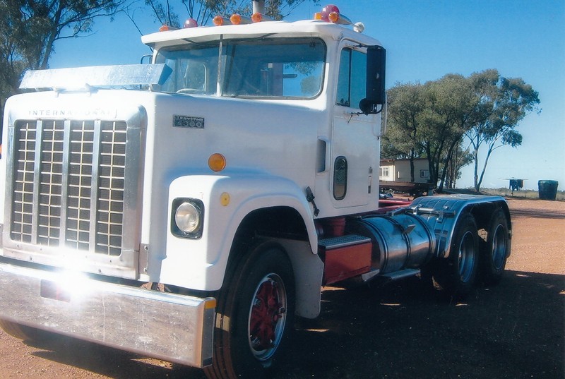 1980 INTERNATIONAL TRANSTAR 4300