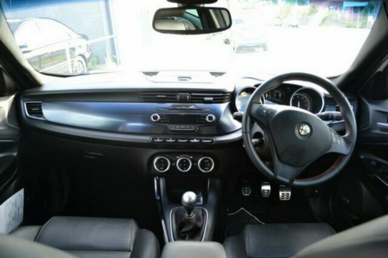 2011 ALFA ROMEO GIULIETTA QV