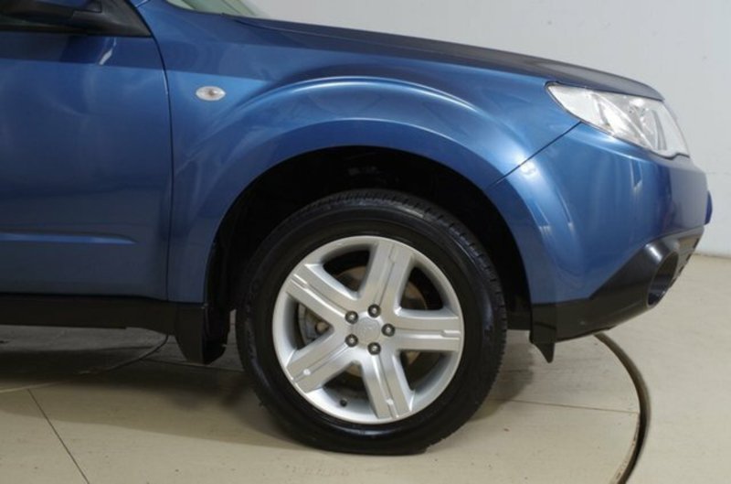 2010 SUBARU FORESTER XS MY10