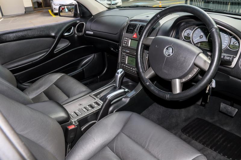 2006 HOLDEN ADVENTRA