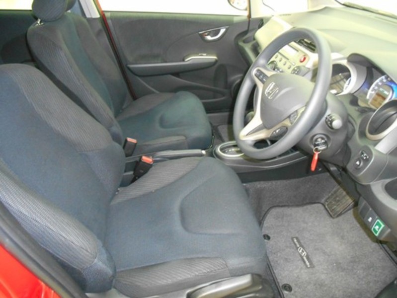 2013 HONDA JAZZ HYBRID GE MY13