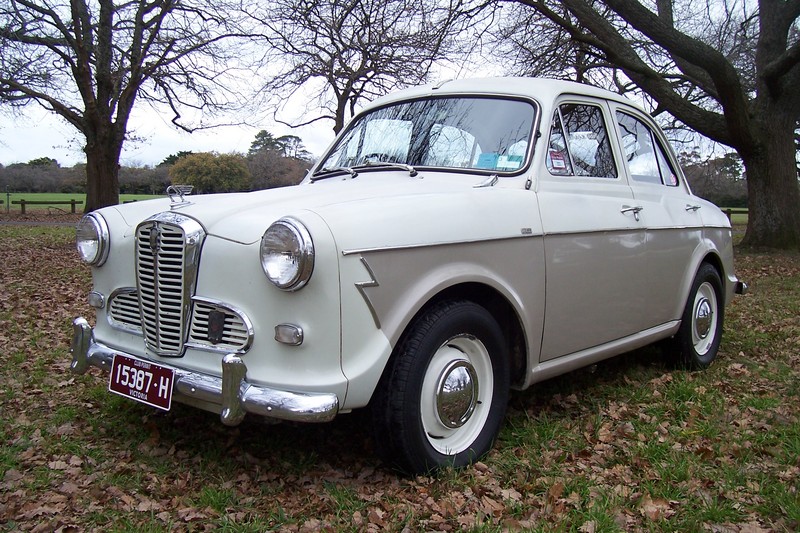 1958 AUSTIN LANCER