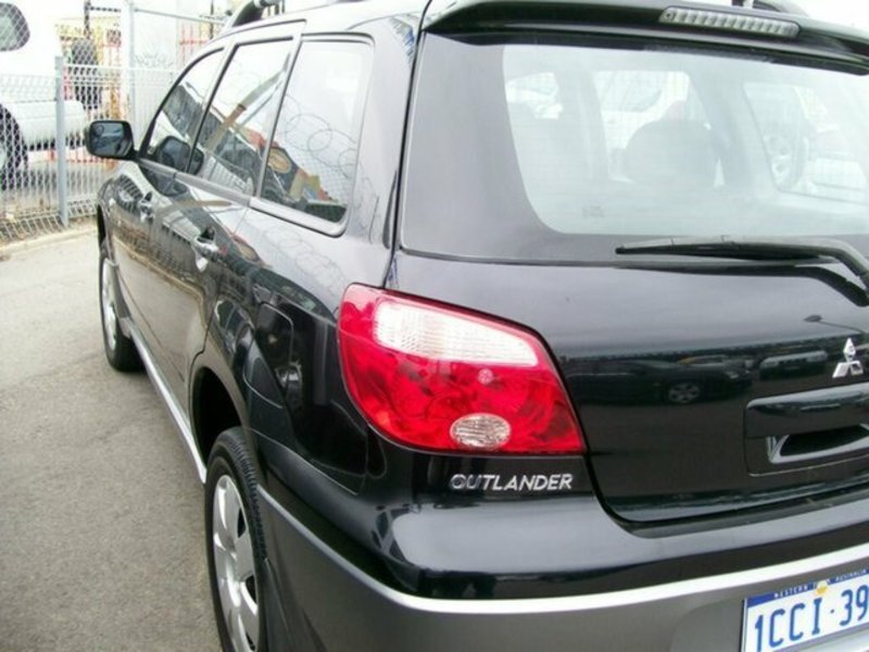 2005 MITSUBISHI OUTLANDER LS ZF MY06