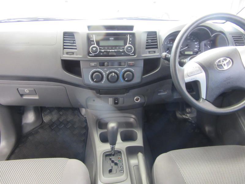 2011 TOYOTA HILUX SR GGN15R MY12