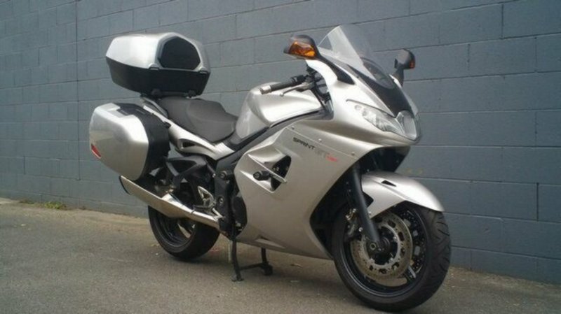 2010 TRIUMPH Sprint GT