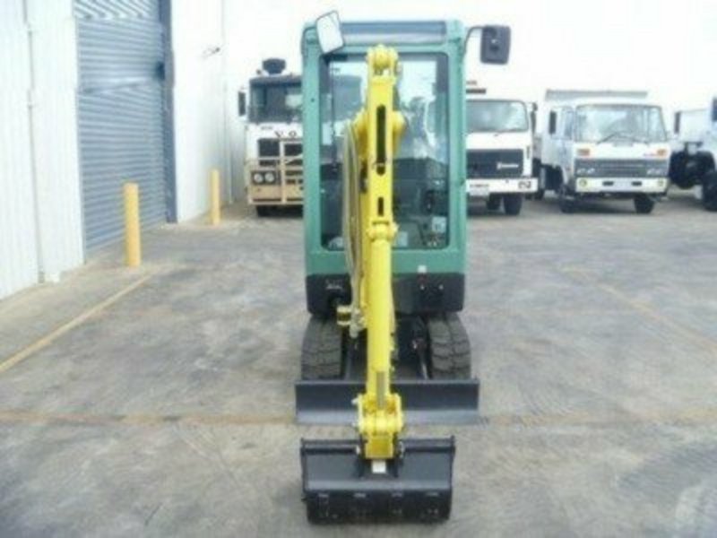 2011 Yanmar 21420 SV 17 Excavator Face