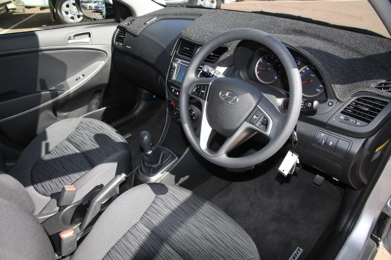 2015 HYUNDAI ACCENT ACTIVE RB3