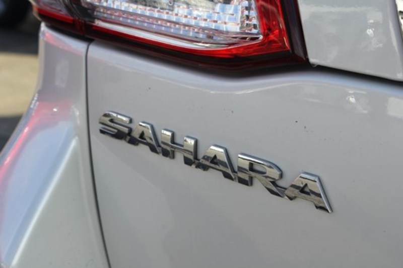 2011 TOYOTA LANDCRUISER SAHARA UZJ200R MY10