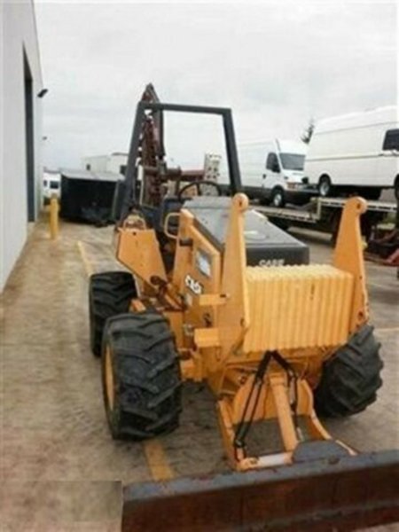 2004 CASE 9220 560 TRENCHER