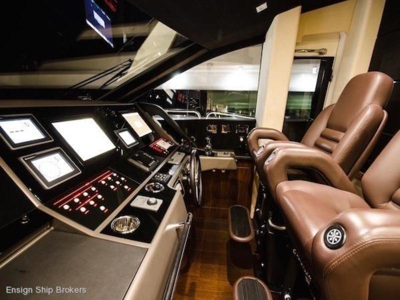 Sunseeker 28M Yacht