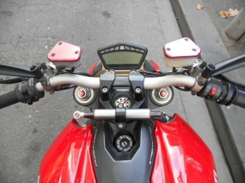 2009 DUCATI 1100CC STREETFIGHTER MY09