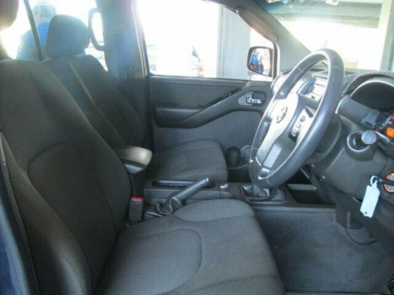 2008 NISSAN NAVARA ST-X (4x4) D40