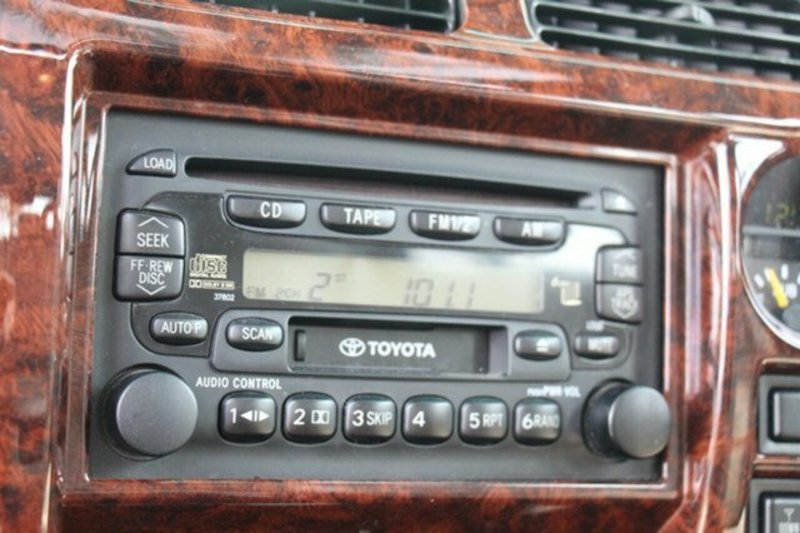 2002 TOYOTA LANDCRUISER PRADO GRANDE (4x4) VZJ95R